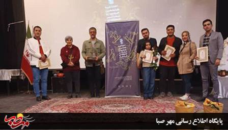 نمایش «زنانی با چمدان های پر از شکلات»، منتخب جشنواره تئاتر منطقه‌ای شمالغرب کشور شد