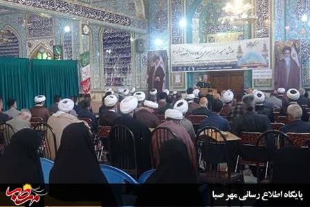 فرمانده سپاه میانه:بزرگترین، عالم ترین و تاثیرگذارترین انسان ها از مساجد برخواسته اند