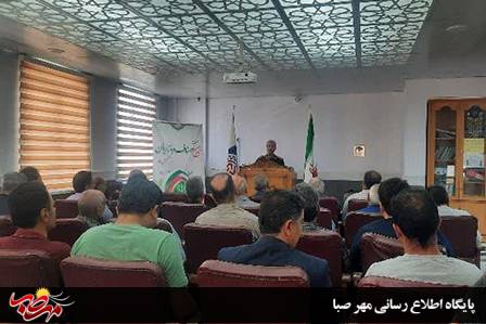 فرمانده سپاه میانه: اصناف و بازاریان در تنگناهای سخت نظام همواره پشتیبان انقلاب بوده اند